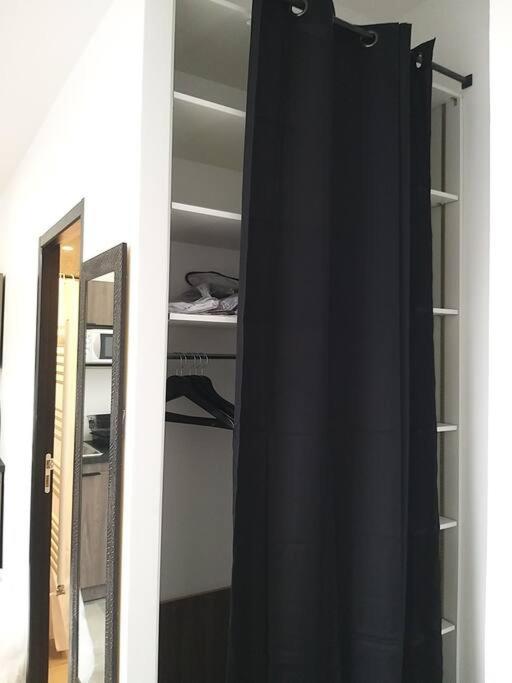 Le Studio Elegance Du Centre Oyonnax Eksteriør bilde