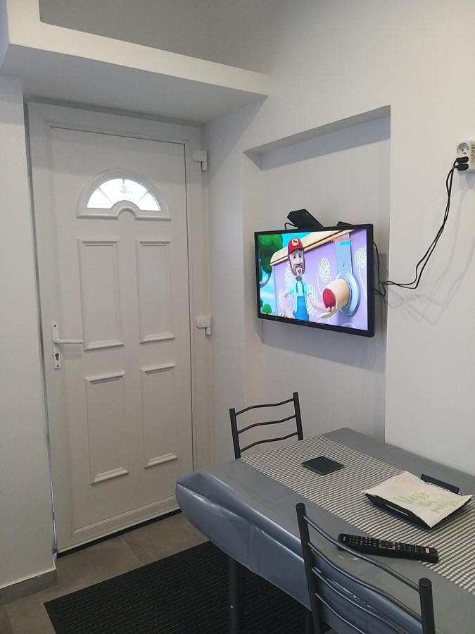 Le Studio Elegance Du Centre Oyonnax Eksteriør bilde