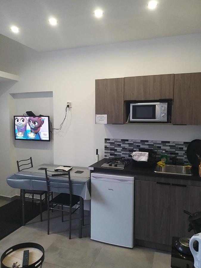 Le Studio Elegance Du Centre Oyonnax Eksteriør bilde